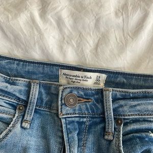 Abercrombie light blue skinny jeans